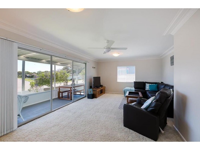 7 First Avenue, Toukley NSW 2263