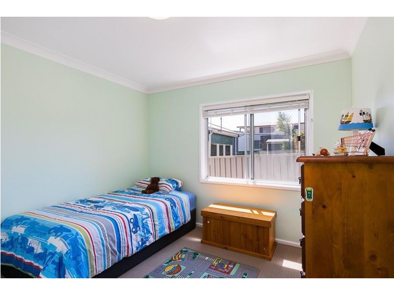7 First Avenue, Toukley NSW 2263