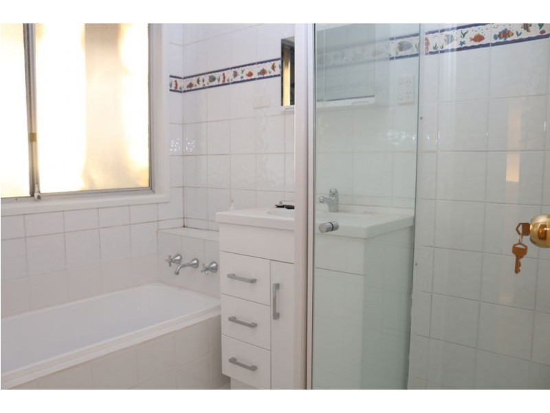 35 Dunrossil Avenue, Watanobbi NSW 2259