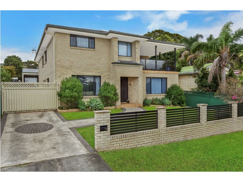 13 South Street, Killarney Vale NSW 2261