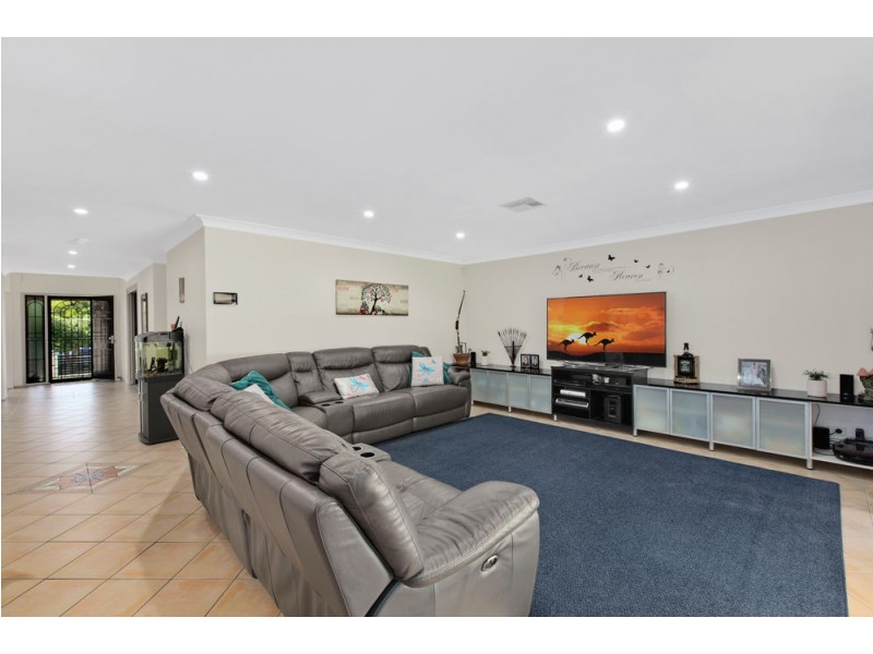 13 South Street, Killarney Vale NSW 2261