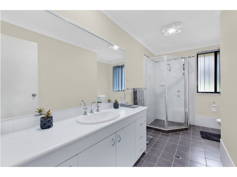 13 South Street, Killarney Vale NSW 2261