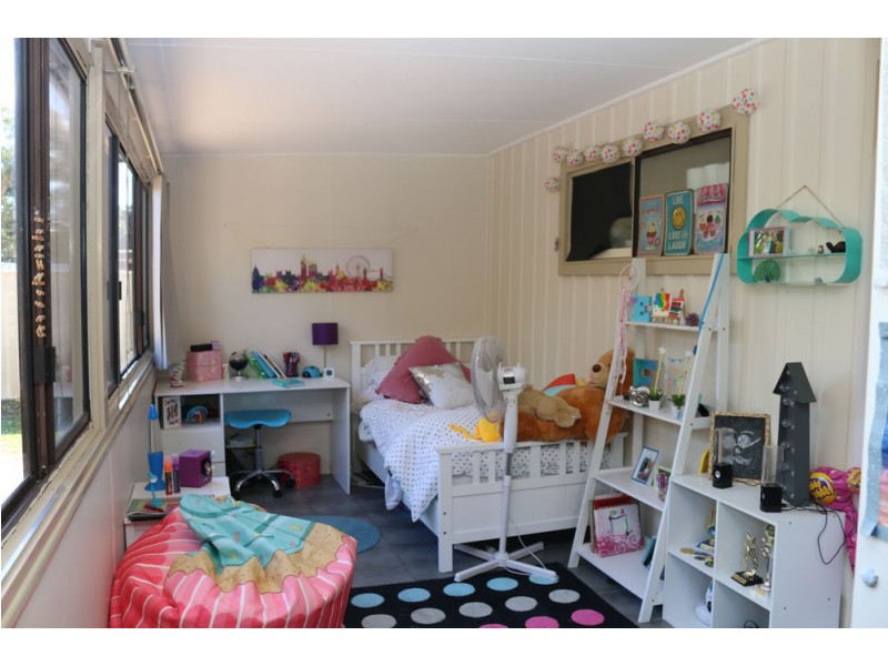 2 Leppington Street, Wyong NSW 2259