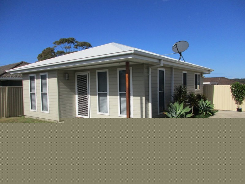 34B Athol Street, Toukley NSW 2263