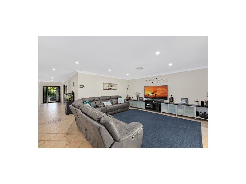 13 South Street, Killarney Vale NSW 2261