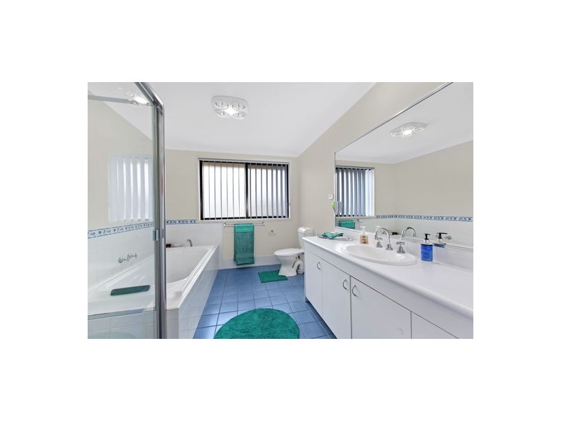 13 South Street, Killarney Vale NSW 2261