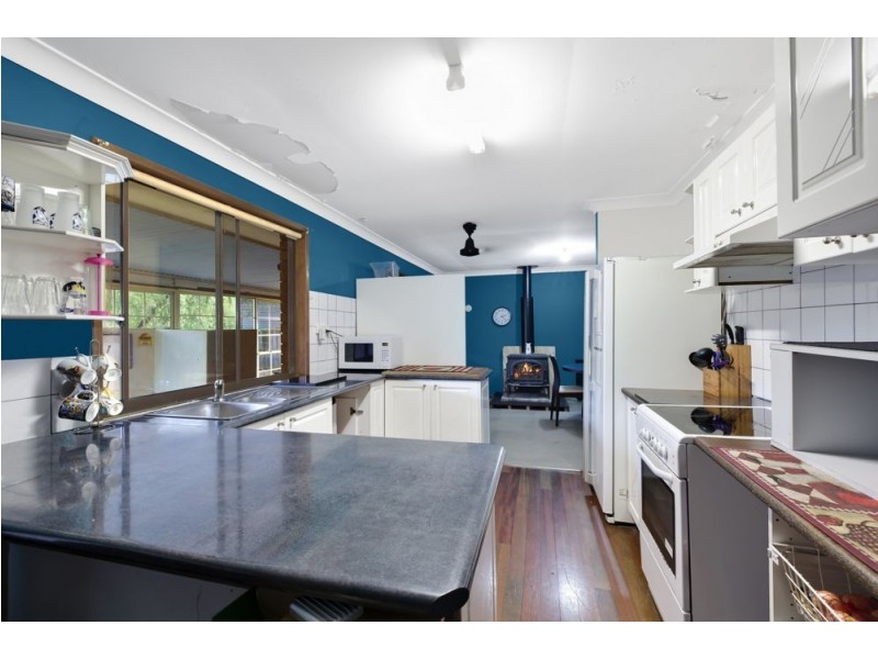 581 Pacific Highway, Wadalba NSW 2259