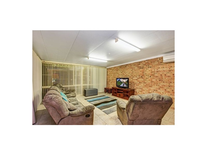 35 Fishburn Crescent, Watanobbi NSW 2259