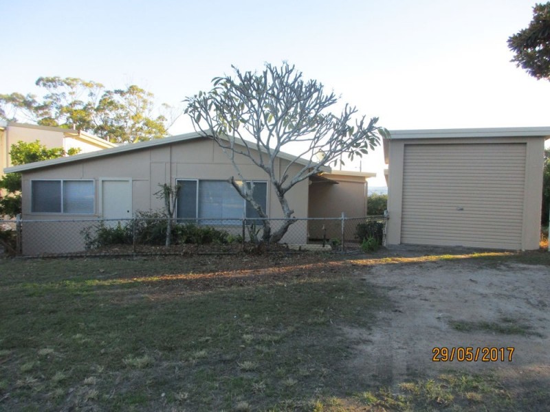 14 Beach Parade, Canton Beach NSW 2263