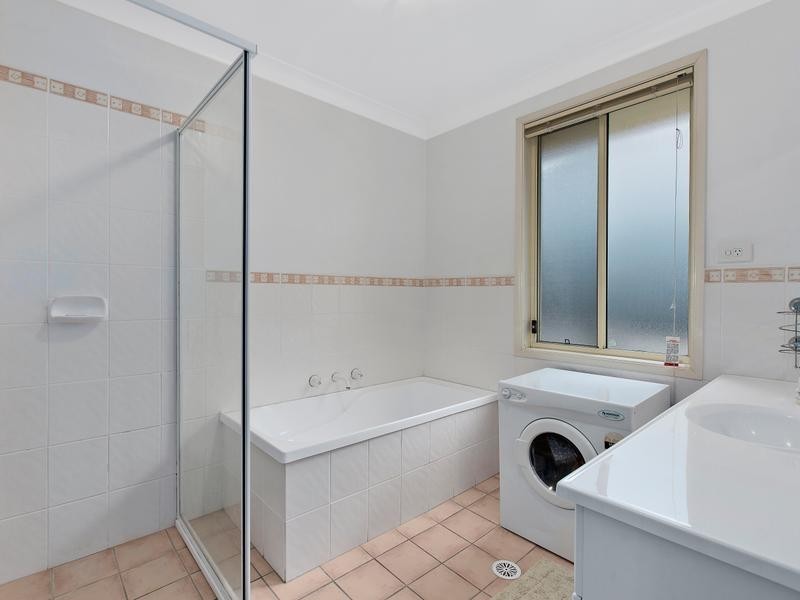 6 Saddlers Road, Wadalba NSW 2259