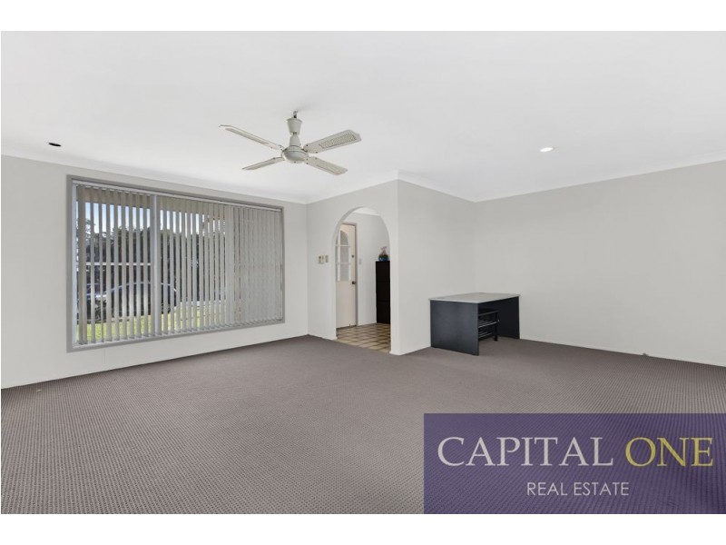 13 Pearce Road, Kanwal NSW 2259