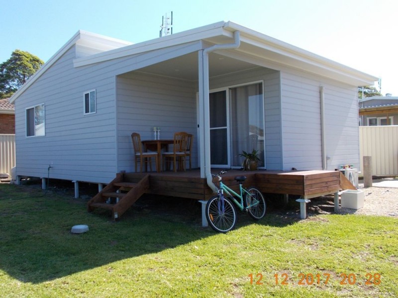 2a Cochrane Avenue, Canton Beach NSW 2263