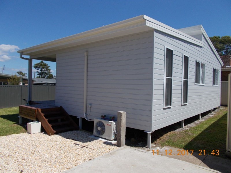 2a Cochrane Avenue, Canton Beach NSW 2263