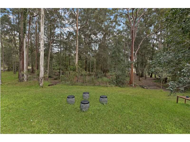 2 Pedaman Place, Jilliby NSW 2259