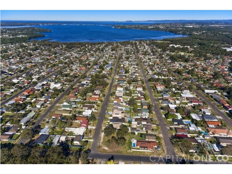 90 Taronga Avenue, San Remo NSW 2262