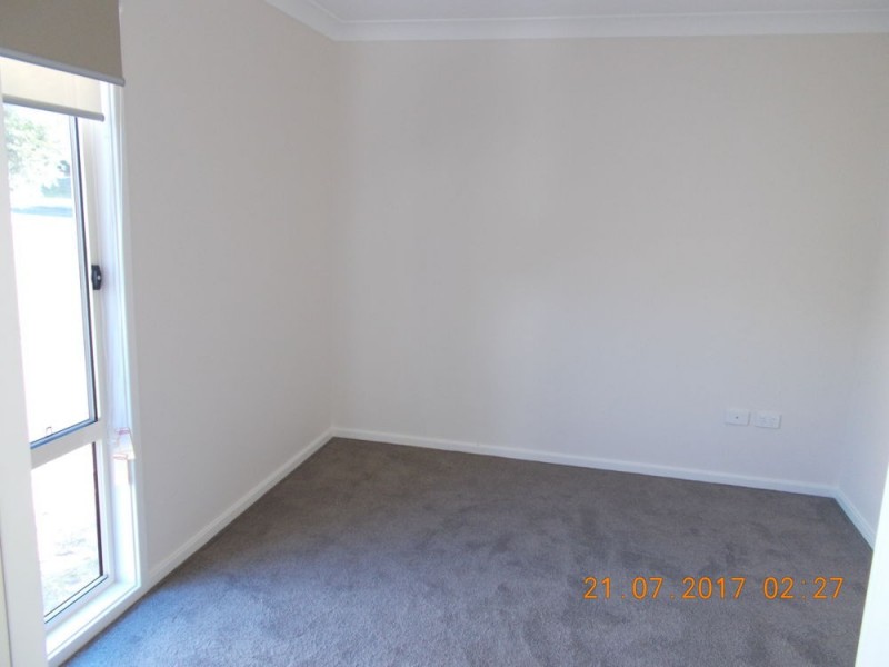 10 Kynan Close, Lake Haven NSW 2263