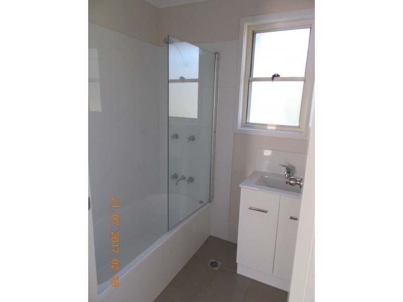 10 Kynan Close, Lake Haven NSW 2263