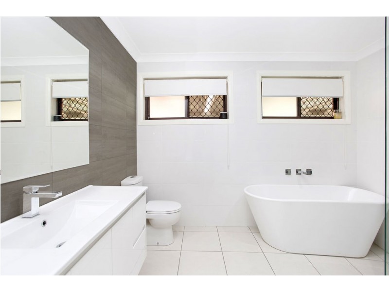 243 Tall Timbers Road, Lake Munmorah NSW 2259