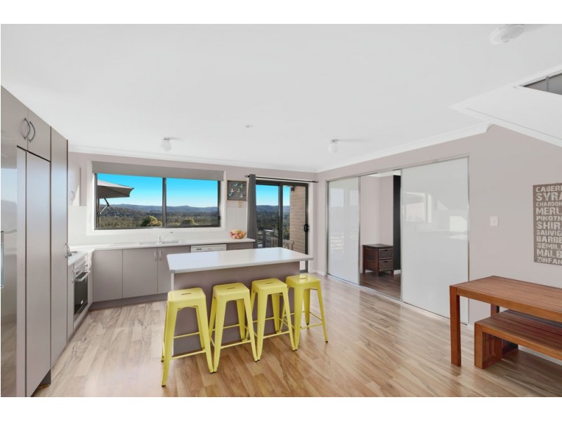 15 Weaver Crescent, Watanobbi NSW 2259