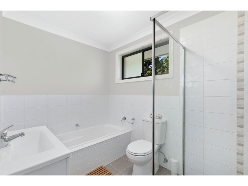 15 Weaver Crescent, Watanobbi NSW 2259