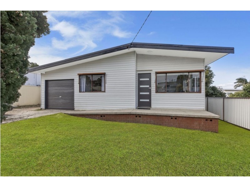 1 Jacqueline Avenue, Gorokan NSW 2263