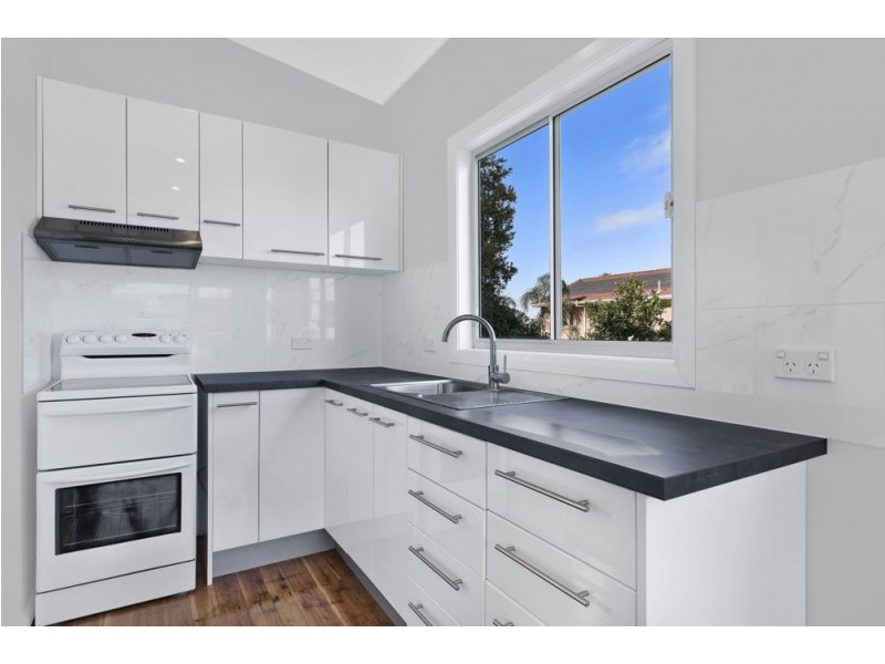 1 Jacqueline Avenue, Gorokan NSW 2263