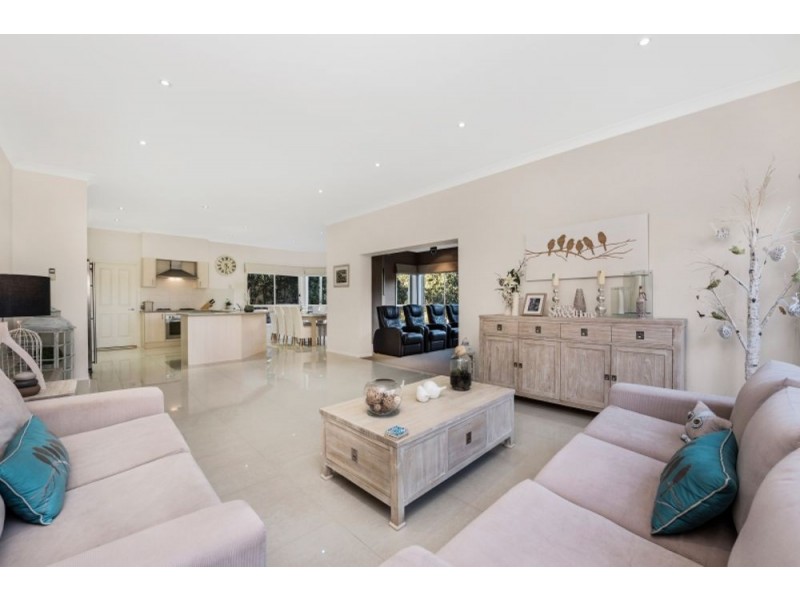 3 Warrigal Road, Woongarrah NSW 2259