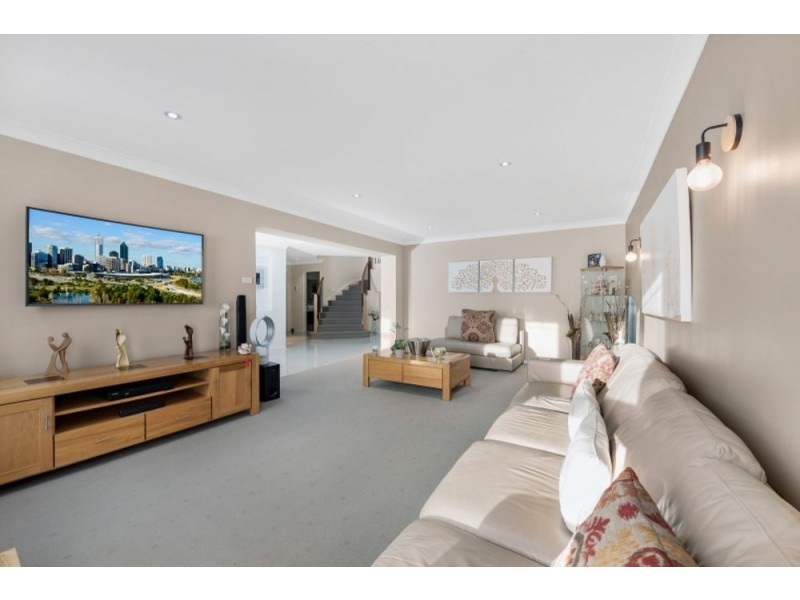 3 Warrigal Road, Woongarrah NSW 2259