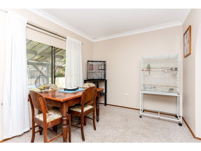 6 Odette Avenue, Gorokan NSW 2263