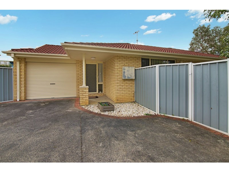2/3 Kalulah Avenue, Gorokan NSW 2263