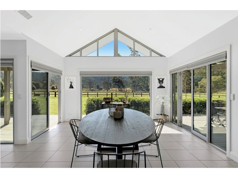 143 Stinsons Lane, Yarramalong NSW 2259