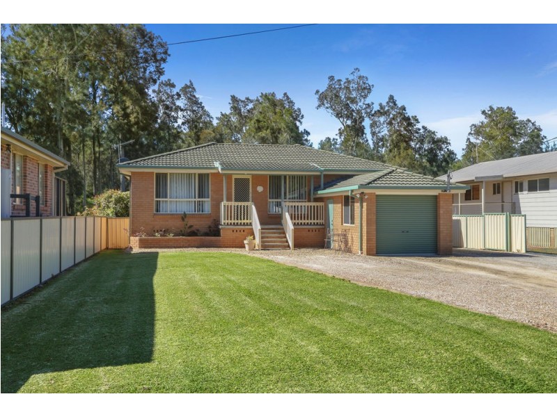 211 Geoffrey Road, Chittaway Point NSW 2261