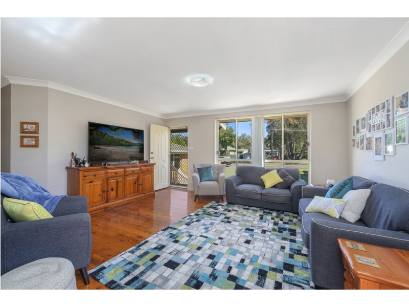 211 Geoffrey Road, Chittaway Point NSW 2261