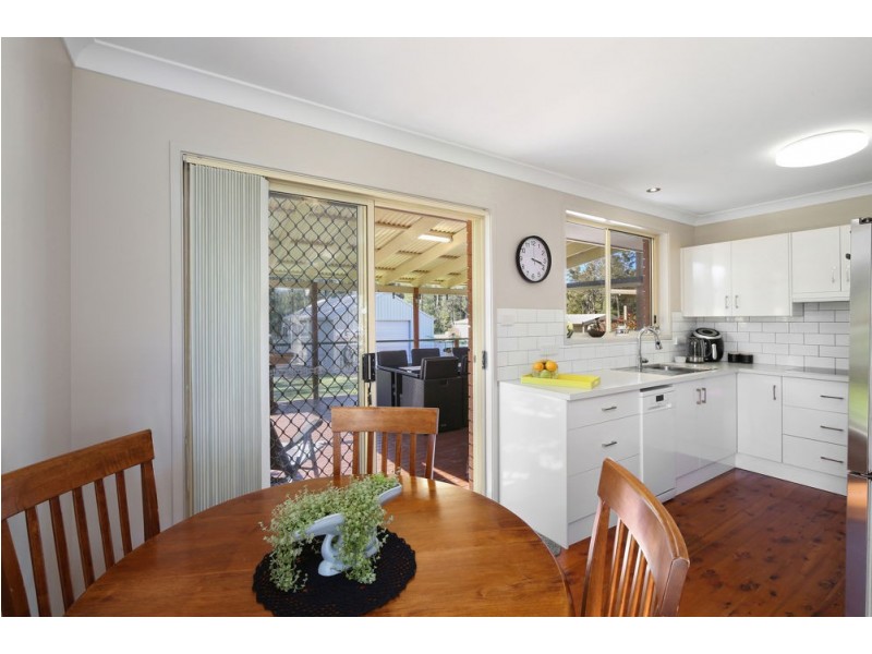 211 Geoffrey Road, Chittaway Point NSW 2261