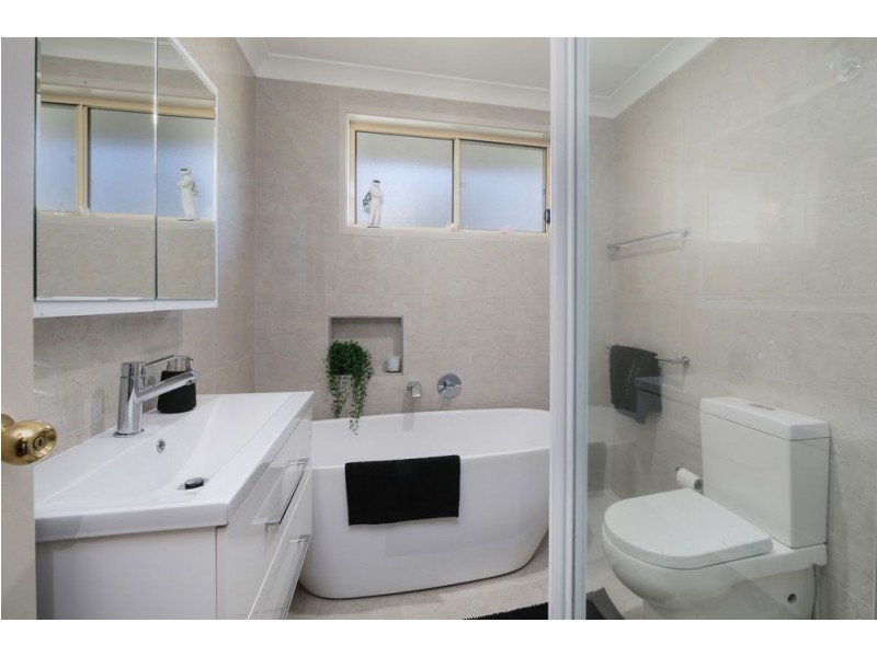 211 Geoffrey Road, Chittaway Point NSW 2261