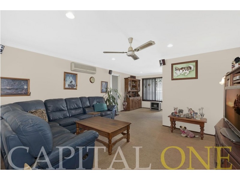 27 Restlea Avenue, Charmhaven NSW 2263