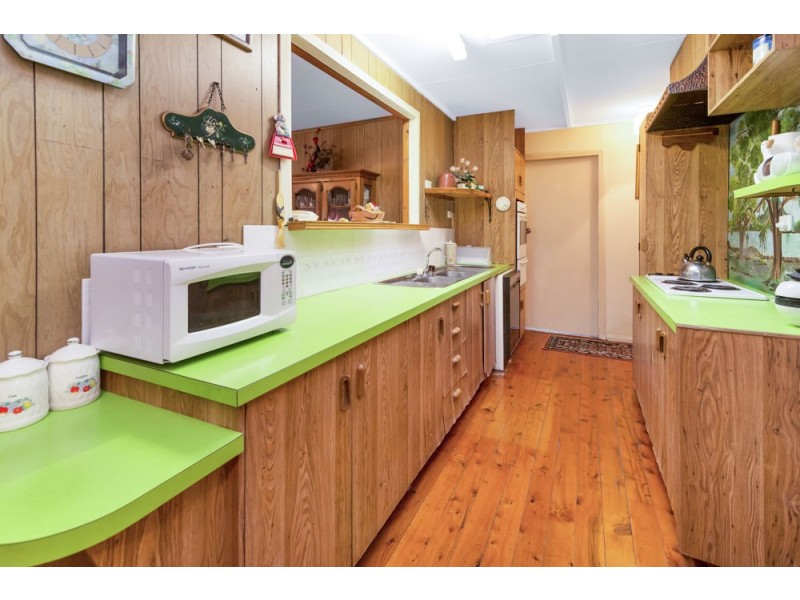 114 Wallarah Road, Gorokan NSW 2263