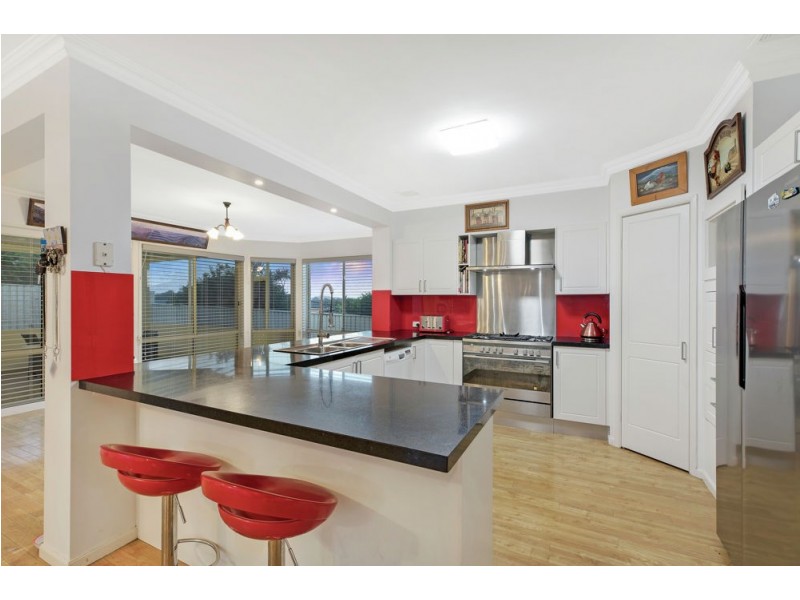 14 Eliza Close, Mardi NSW 2259