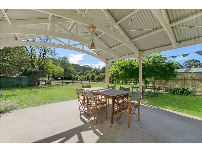 1651 Yarramalong Road, Yarramalong NSW 2259