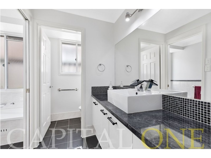42 Christopher Crescent, Lake Haven NSW 2263