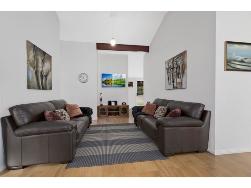 39 Ruttleys Road, Wyee NSW 2259