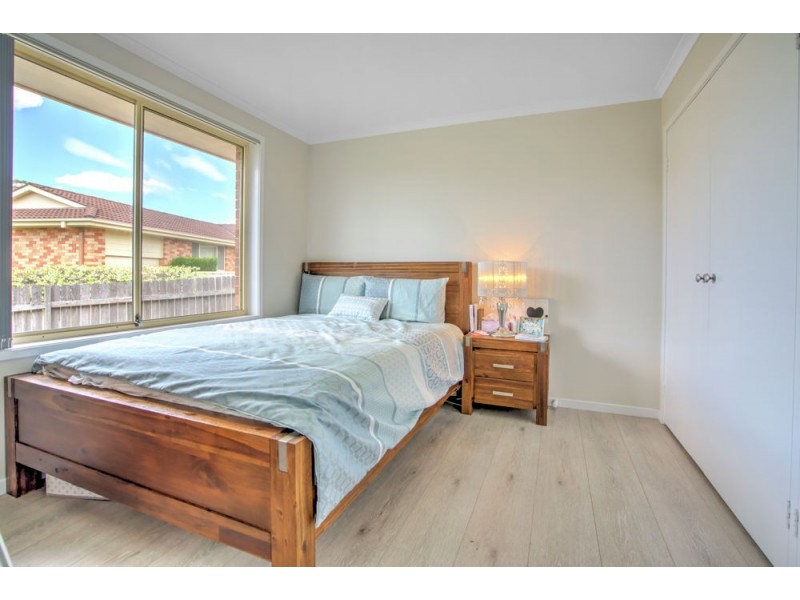 9 Woodside Court, Lake Haven NSW 2263