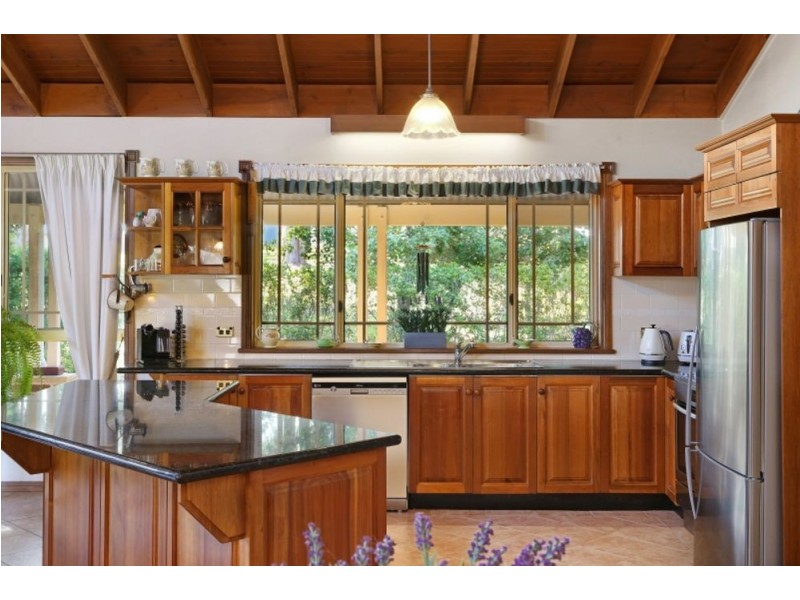 6 Jilliby Road, Jilliby NSW 2259