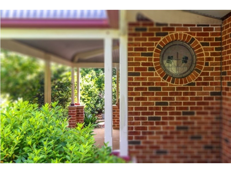 6 Jilliby Road, Jilliby NSW 2259