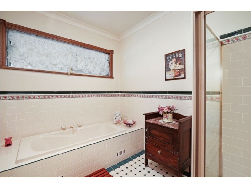 6 Jilliby Road, Jilliby NSW 2259