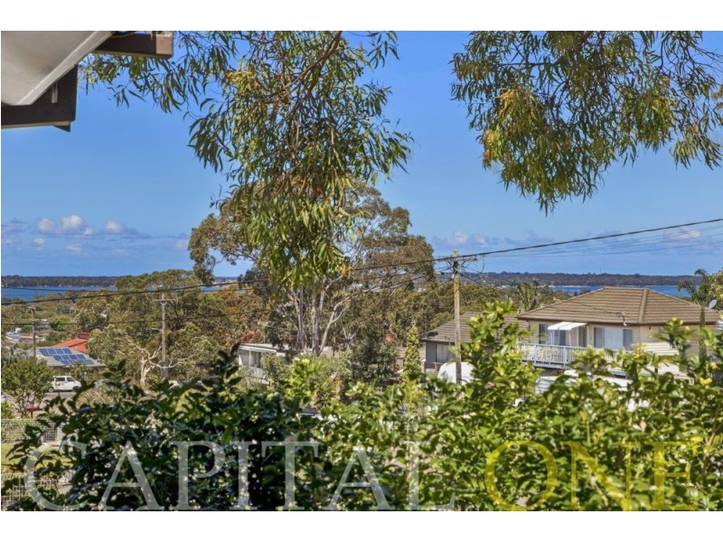 17 Joy Street, Gorokan NSW 2263