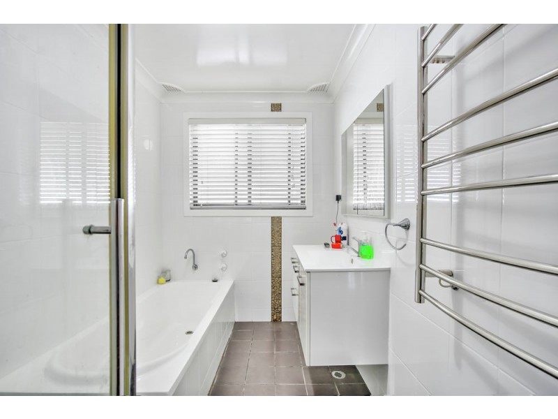 133 Wallarah Road, Gorokan NSW 2263