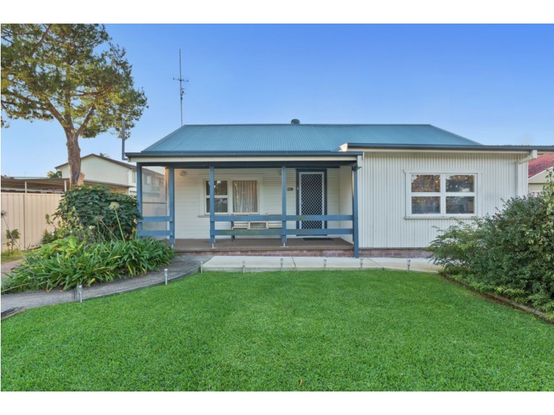 22 Panonia Road, Wyong NSW 2259