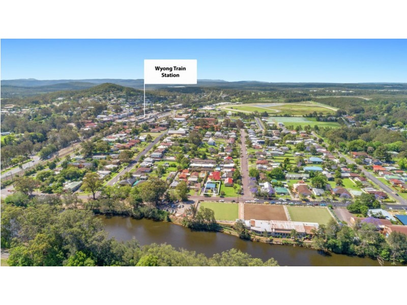 22 Panonia Road, Wyong NSW 2259