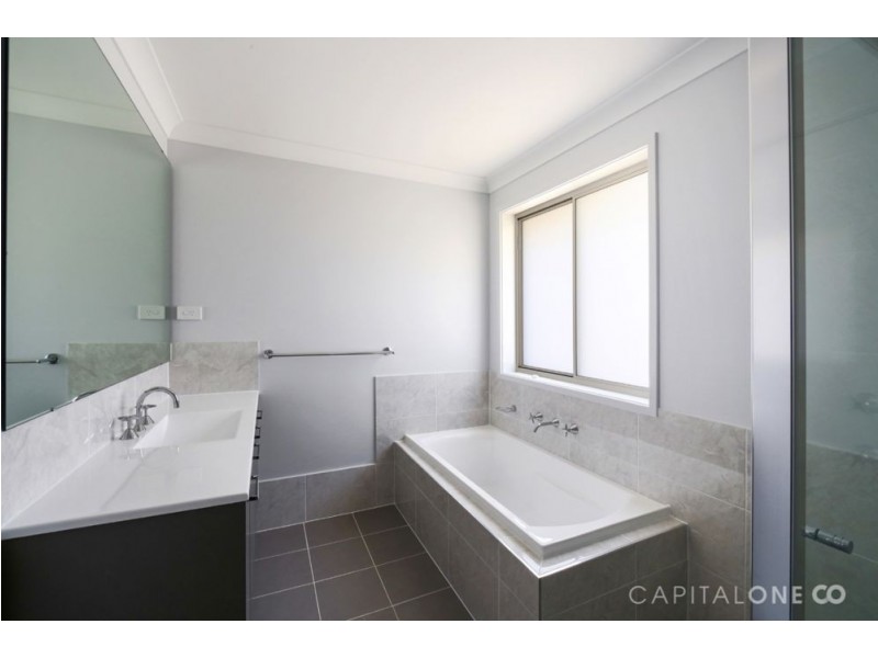 14 Windsorgreen Drive, Wyong NSW 2259